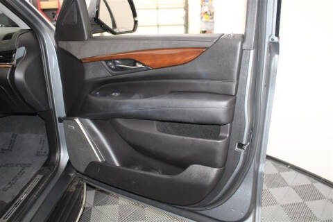 2018 Cadillac Escalade Luxury