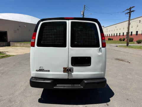 2016 Chevrolet Express 2500