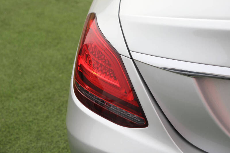 2021 Mercedes-Benz C-Class C 300