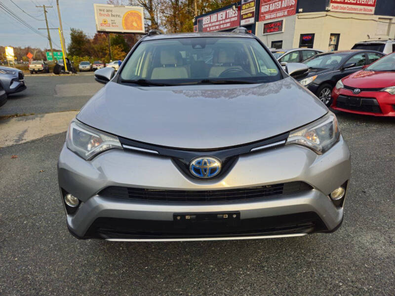 2017 Toyota RAV4 Hybrid XLE