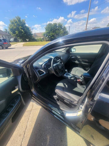 2013 Dodge Avenger SE