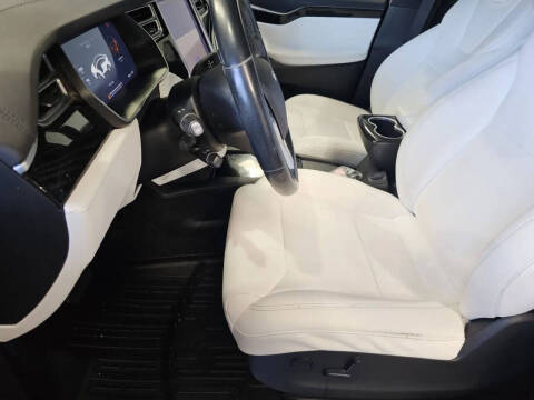 2017 Tesla Model X 75D