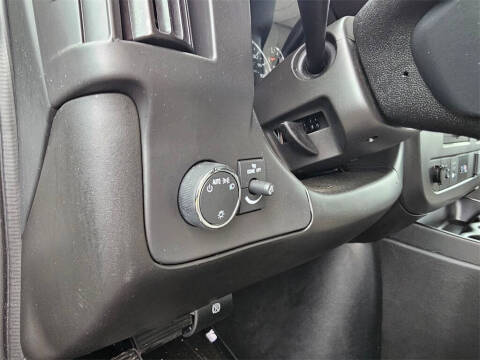 2024 Chevrolet Express 3500