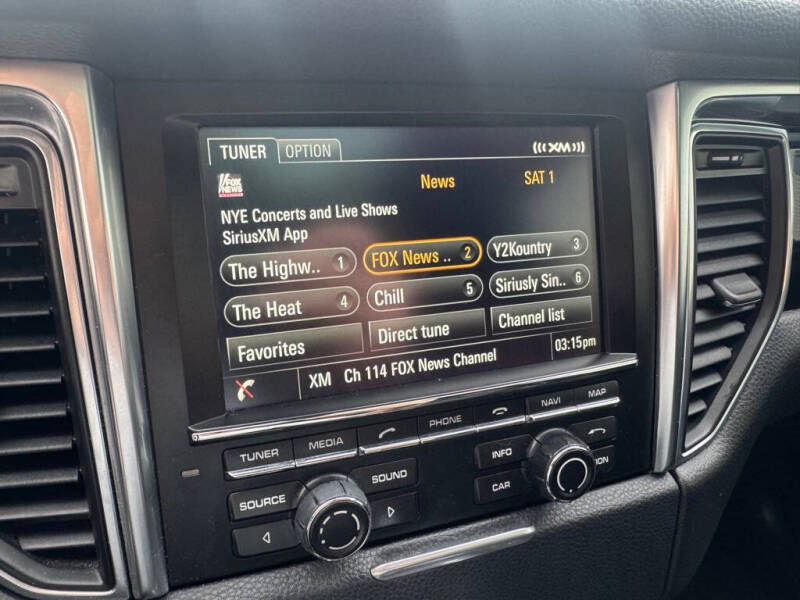 2016 Porsche Macan S