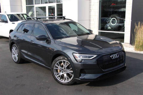2021 Audi e-tron quattro Prestige