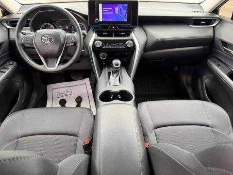 2023 Toyota Venza LE