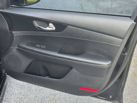 2021 Kia Forte GT Line