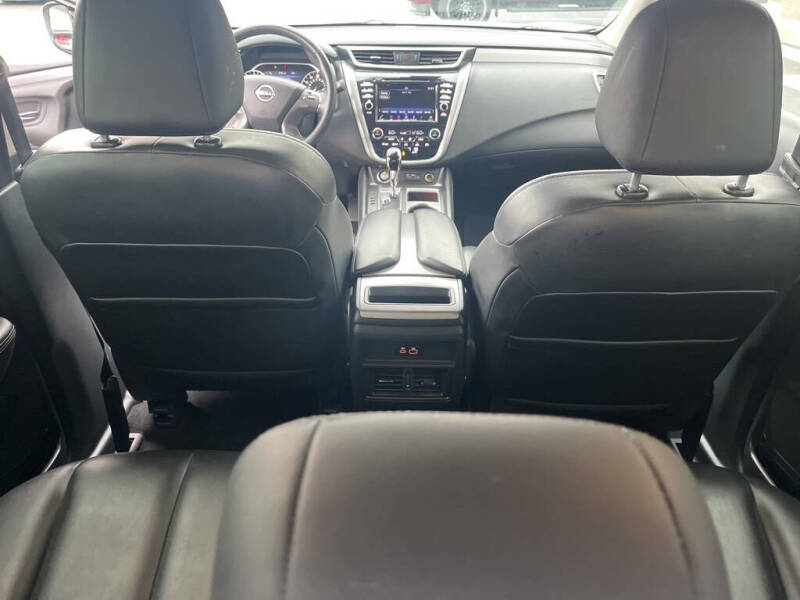 2023 Nissan Murano SV