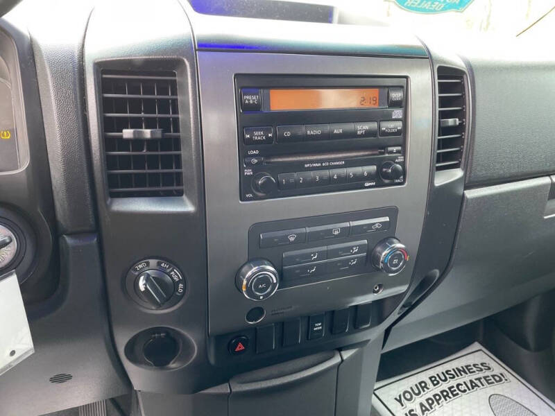 2009 Nissan Titan SE