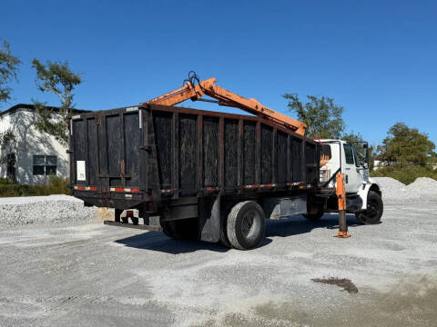 2010 International 4300 Grapple truck