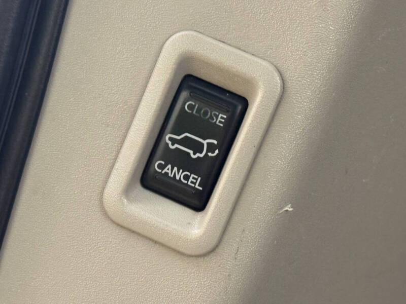 2010 Nissan Armada Platinum