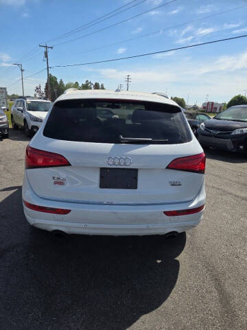 2016 Audi Q5 2.0T quattro Premium Plus