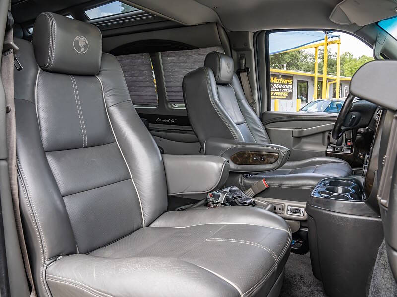 2017 Chevrolet Express 2500