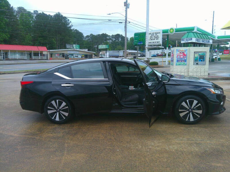 2022 Nissan Altima 2.5 SV