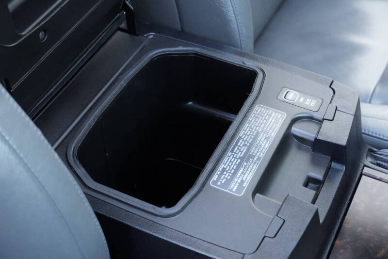 2011 Toyota Land Cruiser