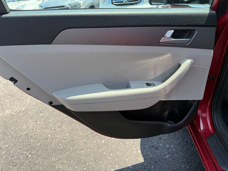 2016 Hyundai Sonata SE