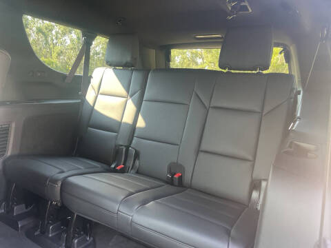 2025 Cadillac Escalade ESV Luxury