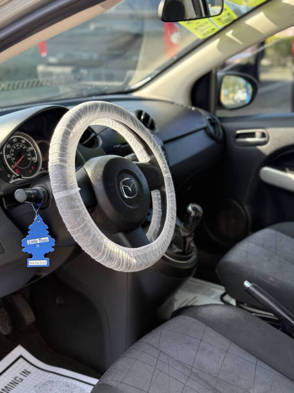 2014 Mazda MAZDA2 Sport