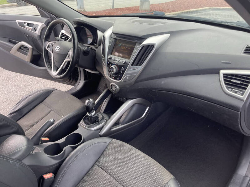 2013 Hyundai Veloster RE MIX