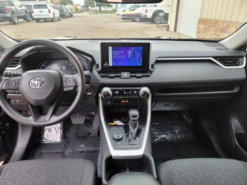 2024 Toyota RAV4 Hybrid XLE