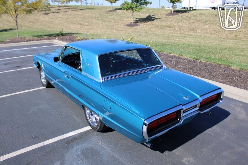 1965 Ford Thunderbird