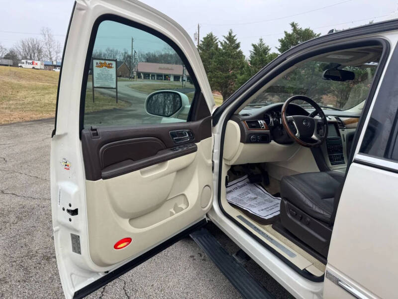 2010 Cadillac Escalade ESV Platinum Edition