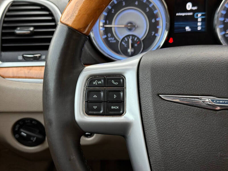 2014 Chrysler 300 C