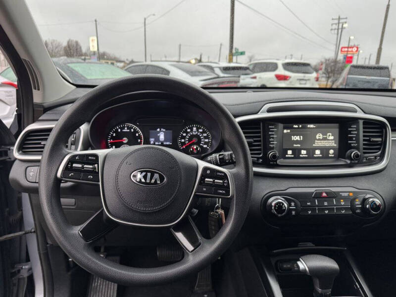 2020 Kia Sorento LX V6