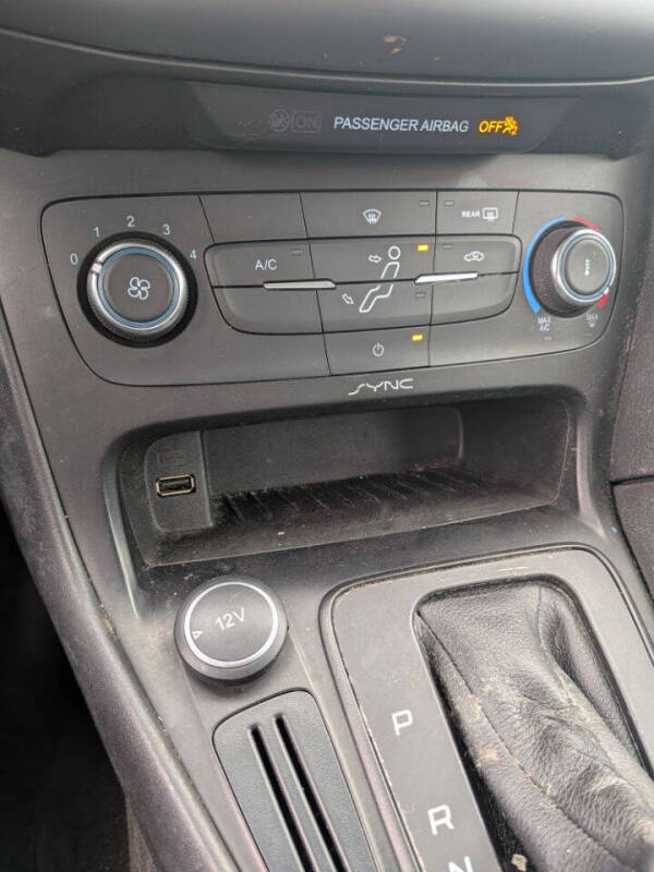 2015 Ford Focus SE