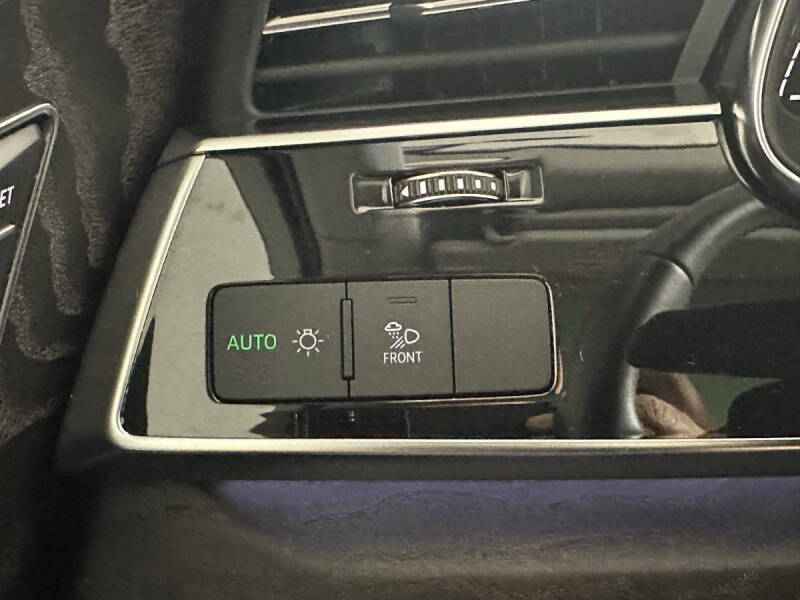 2020 Audi Q7 quattro Premium Plus 55 TFSI