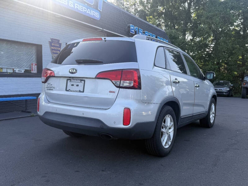 2015 Kia Sorento LX