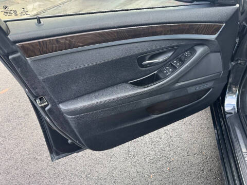 2015 BMW 5 Series 528i xDrive