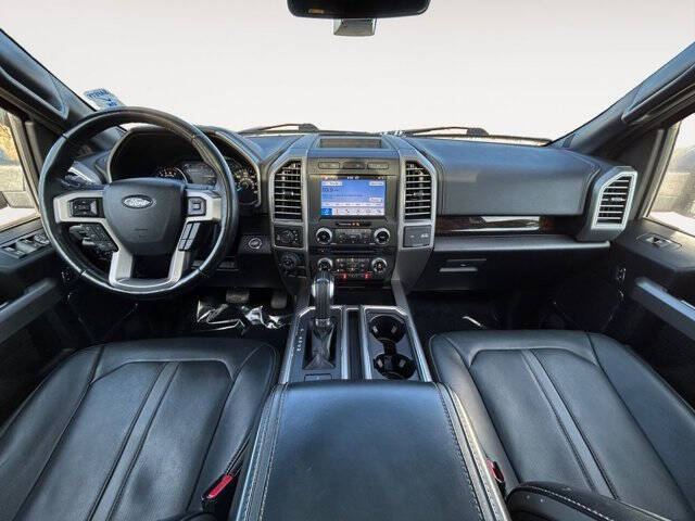 2017 Ford F-150 Platinum