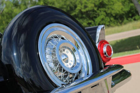 1956 Ford Thunderbird