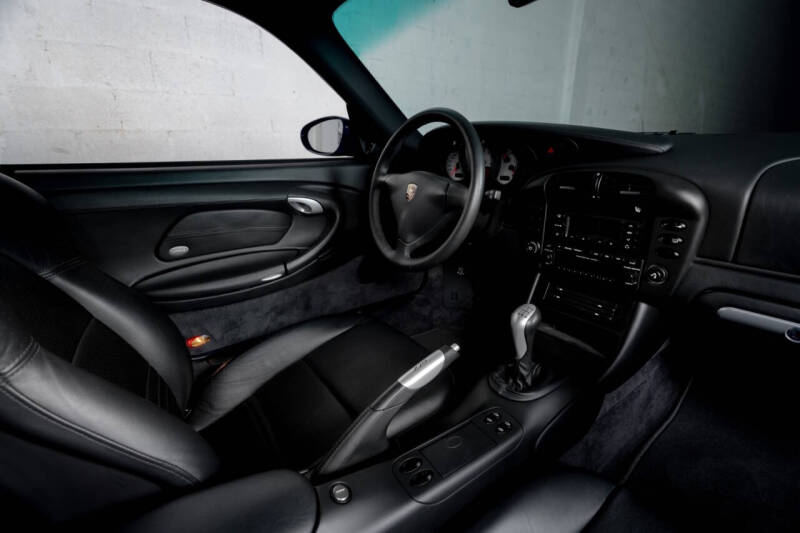 2003 Porsche 911 GT2