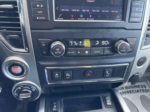 2019 Nissan Titan SV