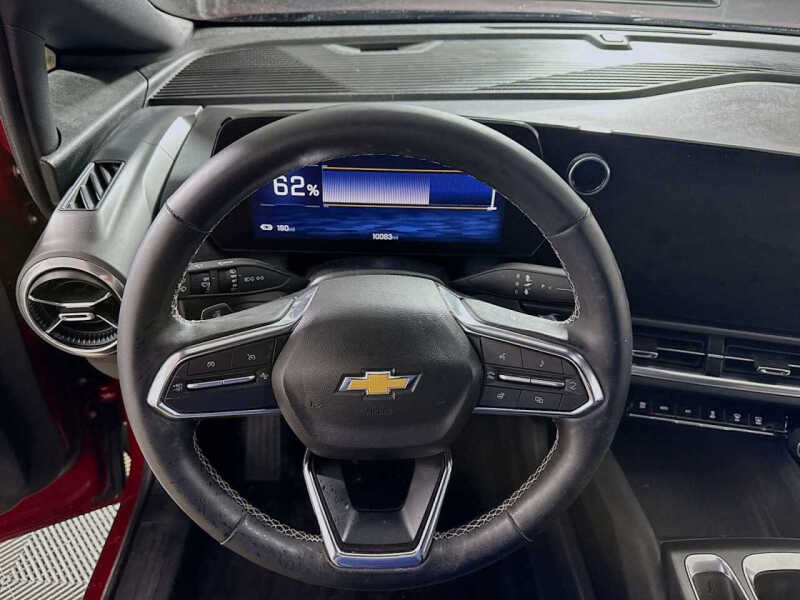 2025 Chevrolet Equinox EV LT