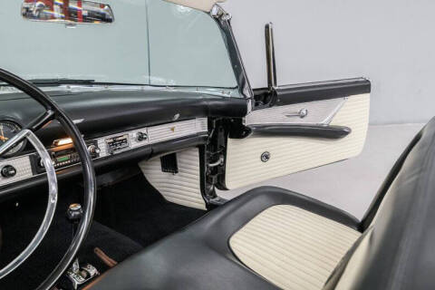 1956 Ford Thunderbird