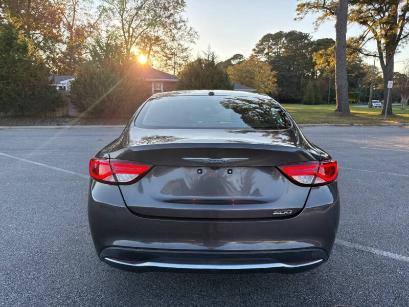 2015 Chrysler 200 Limited