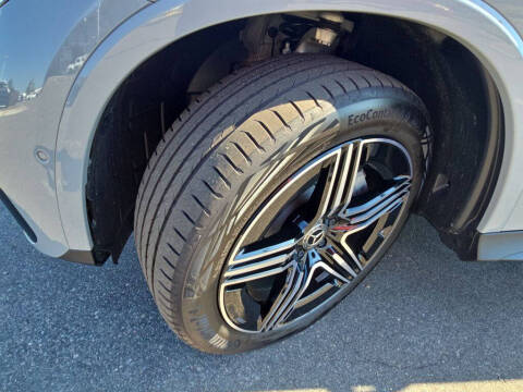 2025 Mercedes-Benz GLC GLC 300 4MATIC