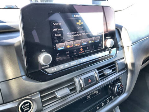 2024 Nissan Pathfinder S