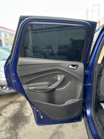 2015 Ford Escape SE