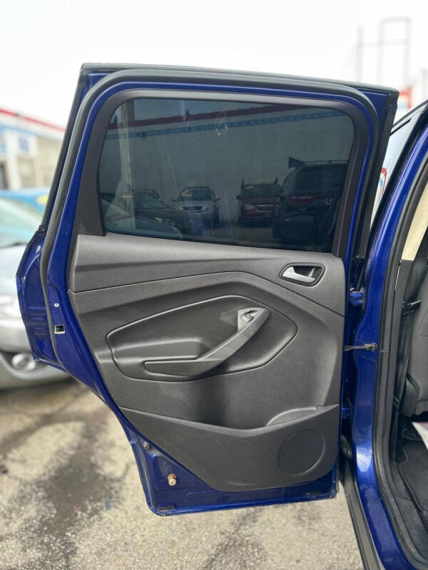 2015 Ford Escape SE