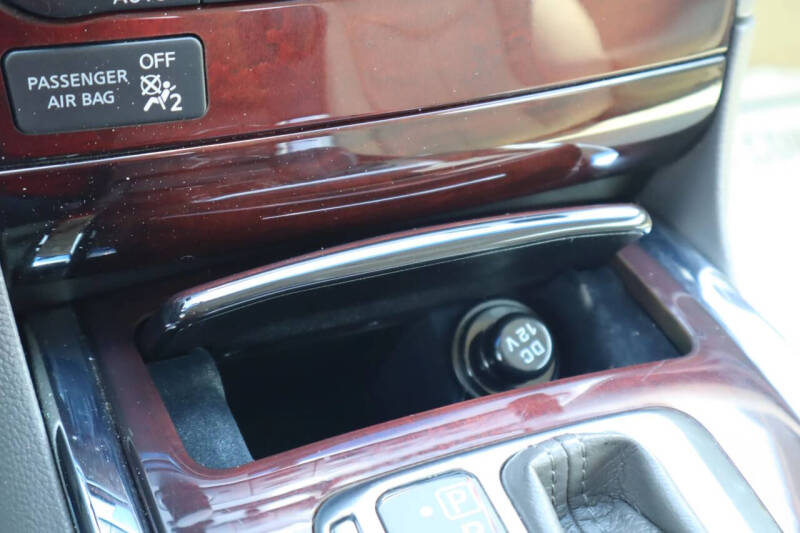 2015 Infiniti Q60 Convertible