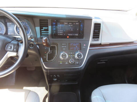 2016 Toyota Sienna Limited 7-Passenger