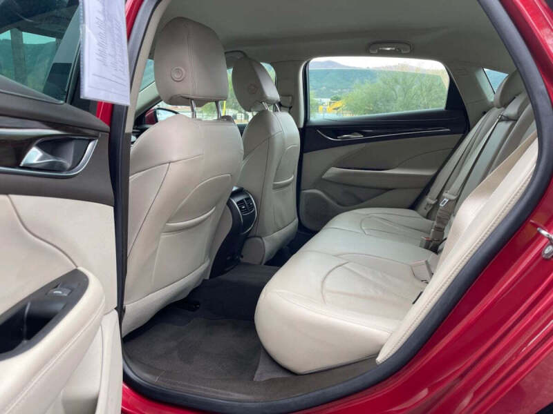 2018 Buick LaCrosse Premium