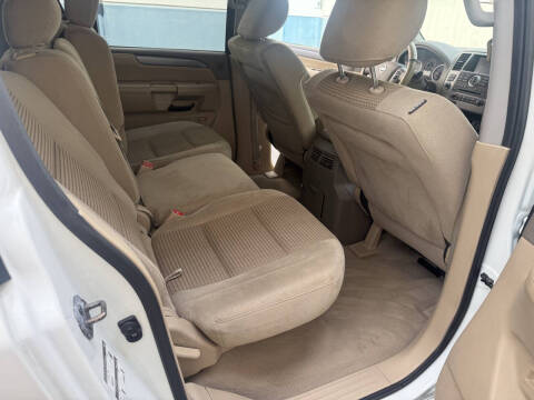 2014 Nissan Armada SV