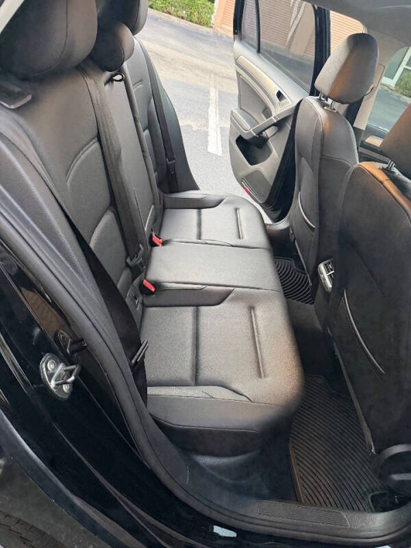 2017 Volkswagen Golf TSI SE