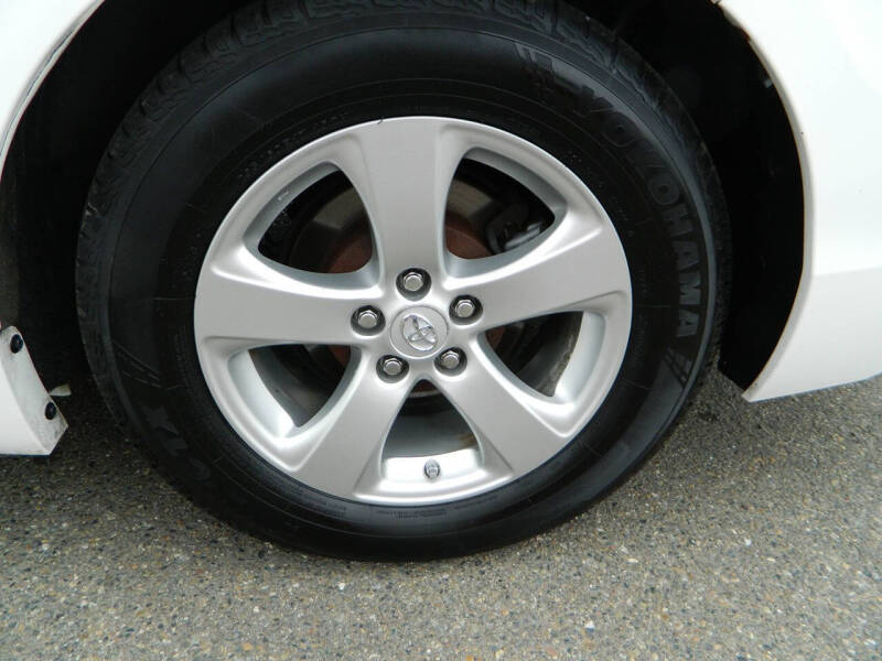 2013 Toyota Sienna LE 8-Passenger