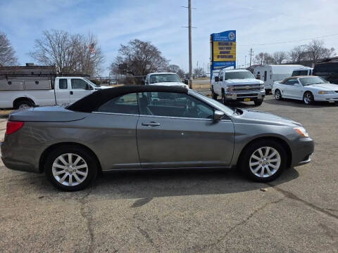 2012 Chrysler 200 Touring